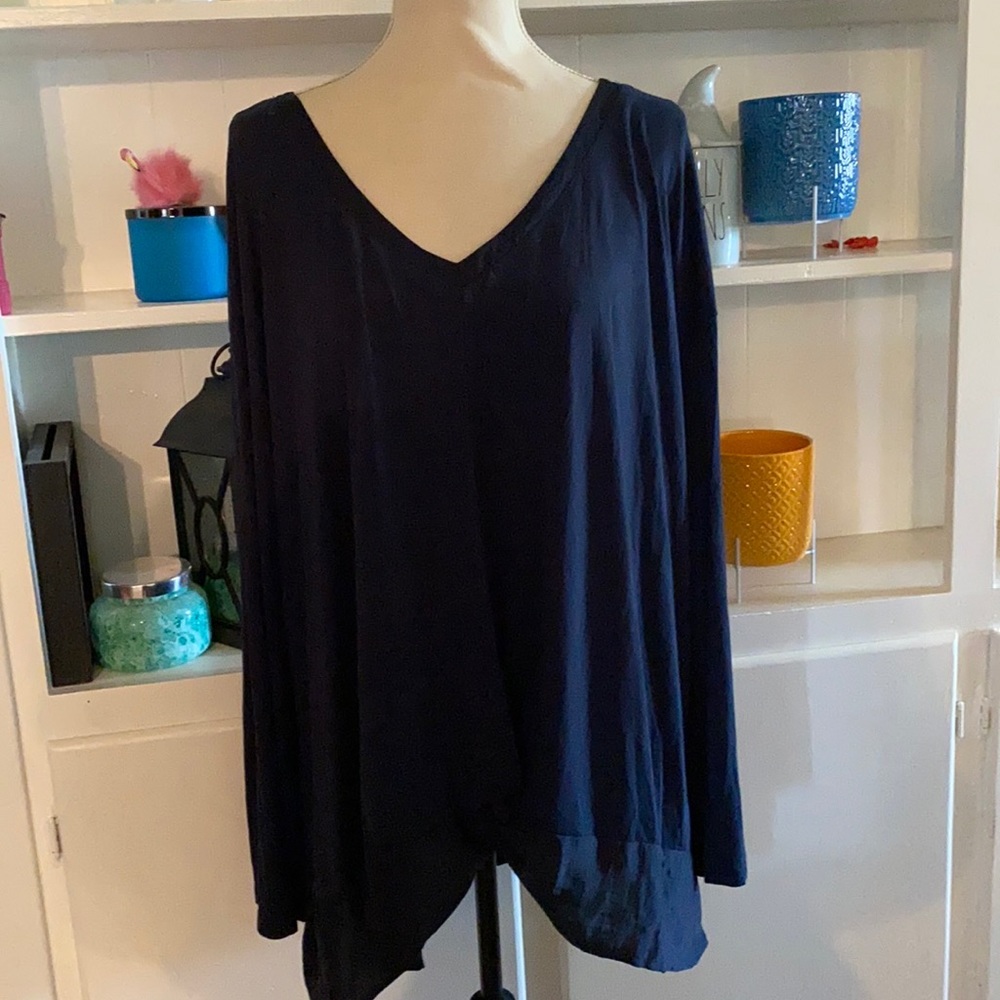 NWT Suzanne Betro Plus Top
